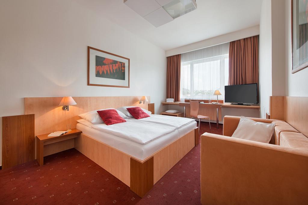 Hotel Grand Litava 4*