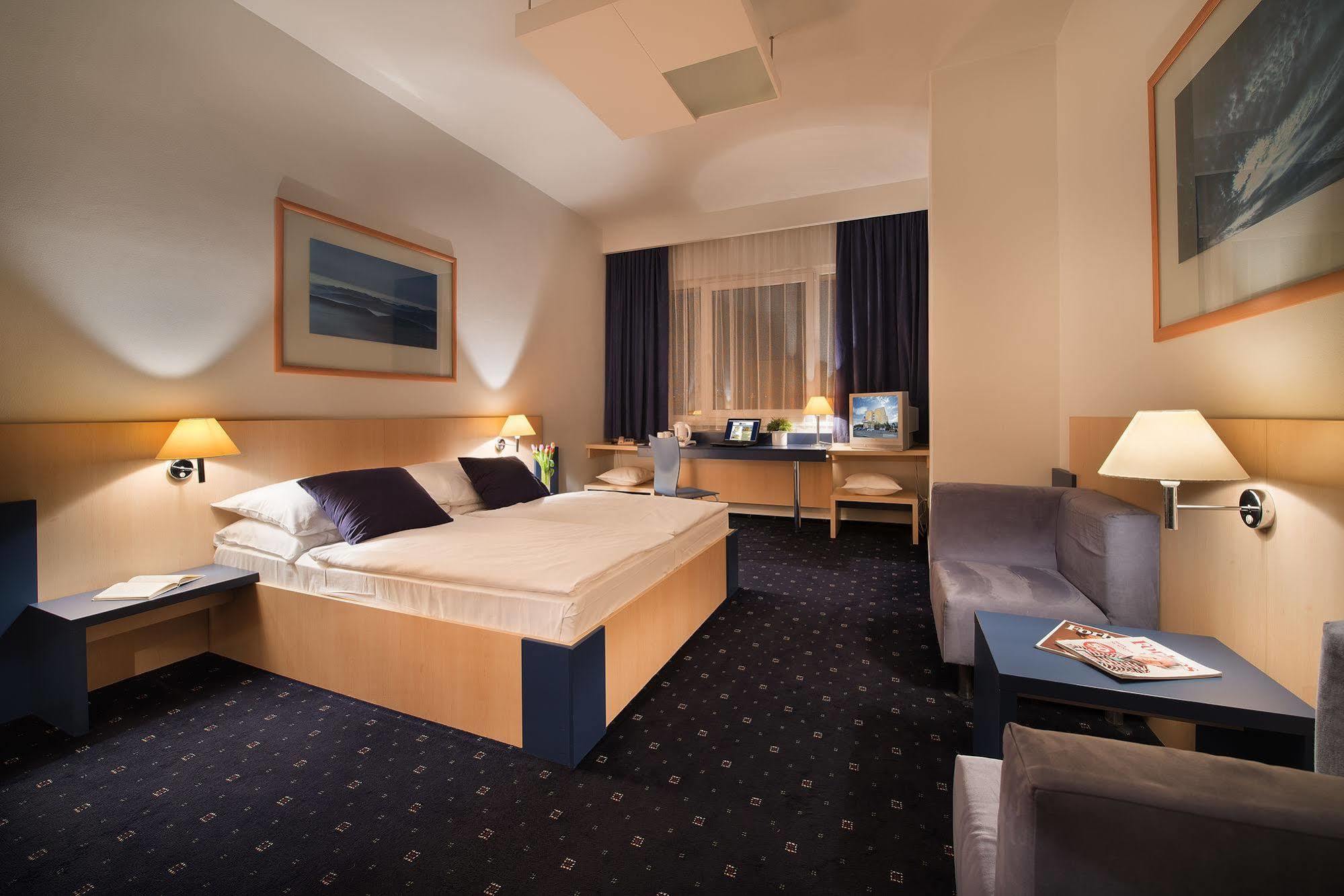 Отель Grand Litava Beroun 4*